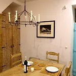 Quinta Amarela Xl By Portucasa