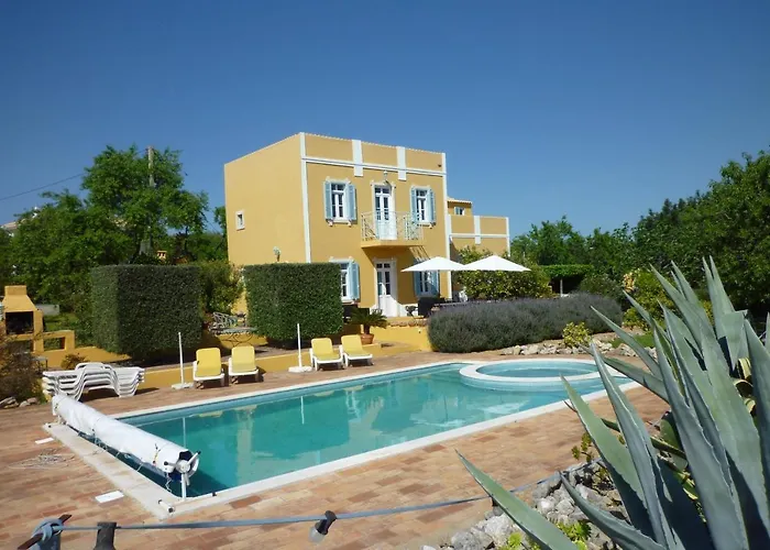 Quinta Amarela Xl By Portucasa