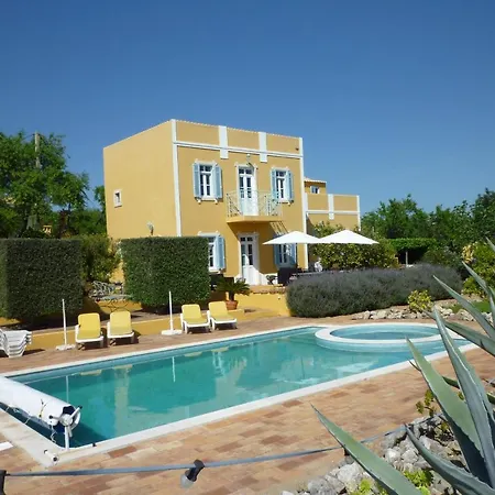 Quinta Amarela Xl By Portucasa